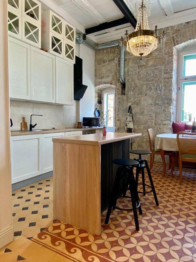Ferienwohnung Dardin Split Exterior foto